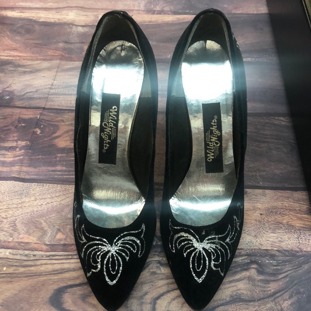 Wild Nights sz 8.5 black & silver women shoes